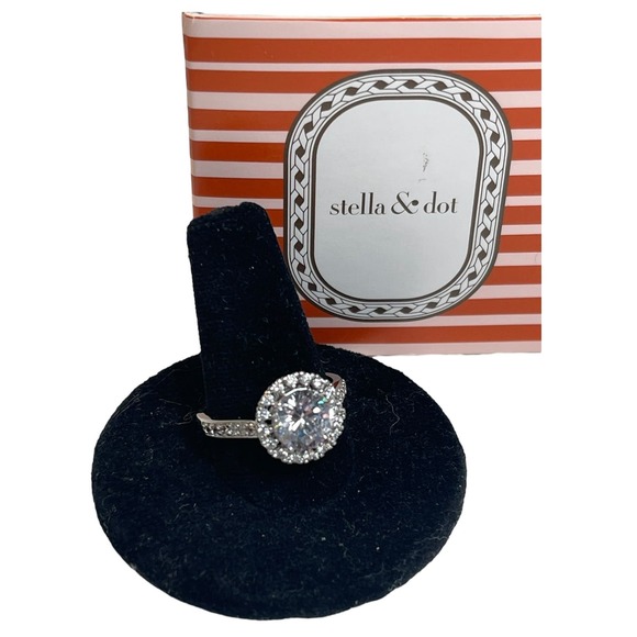 NEW Stella & Dot ELINA CZ Cubic Zirconia Halo Ring Silver Rhodium Retired Sz 8 - Picture 5 of 16